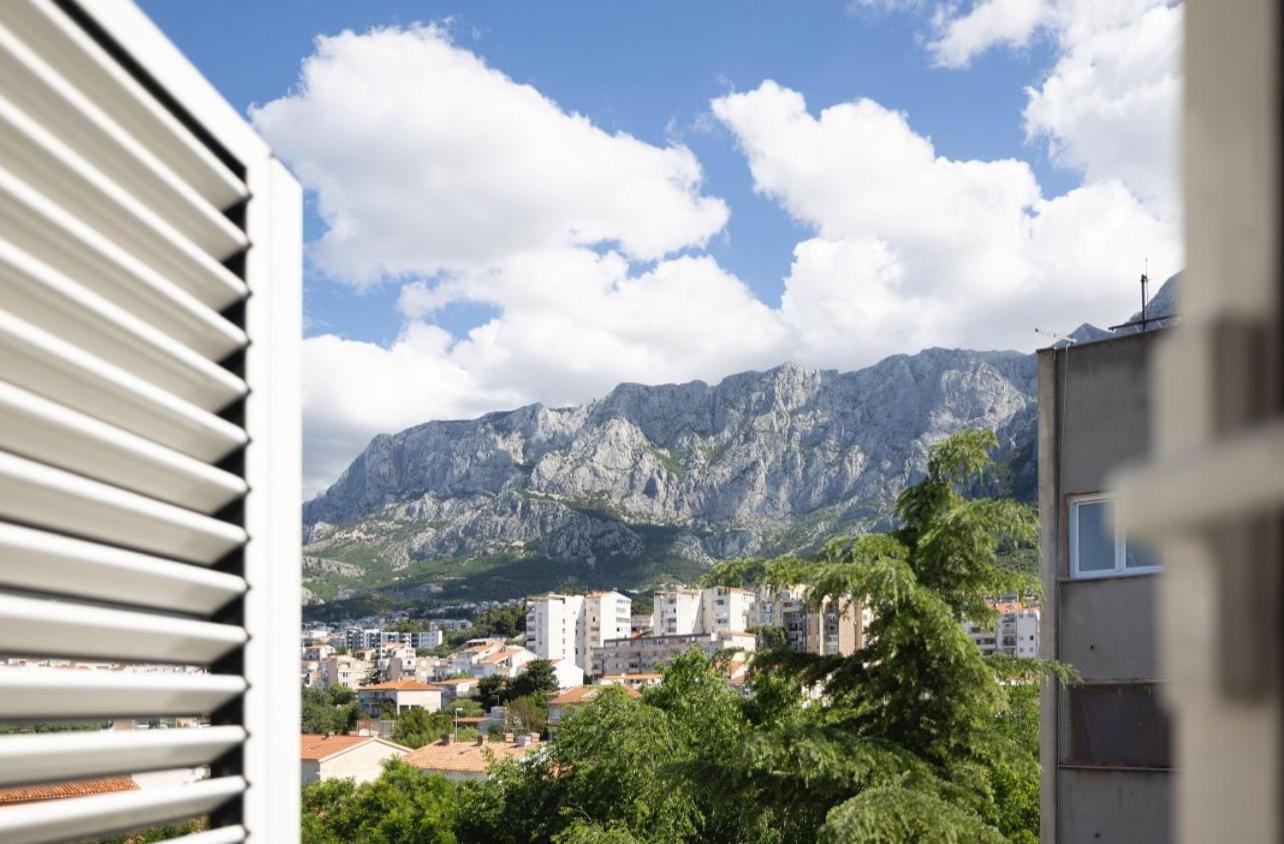 Apartment By The Sea - 23419 Makarska