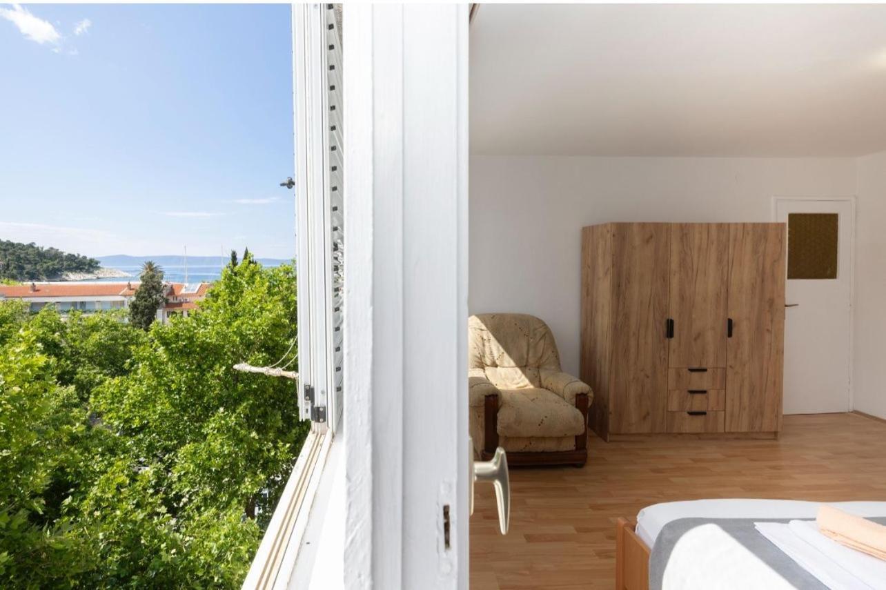Apartment By The Sea - 23419 Makarska